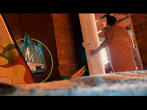 ❤️ Nwanne nna m na-eso m banye na mmiri ịsa ahụ, ọ na-akparị m ka m na-asa ahụ. ☑  na anyi ❌️❤